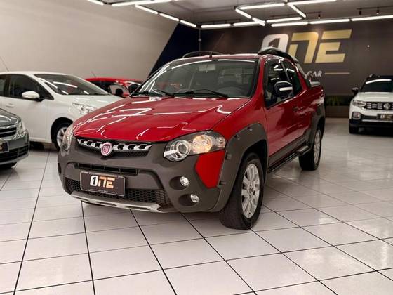FIAT STRADA 1.8 MPI ADVENTURE CD 16V FLEX 3P MANUAL FIAT STRADA 1.8 MPI ADVENTURE CD 16V FLEX 3P MANUAL